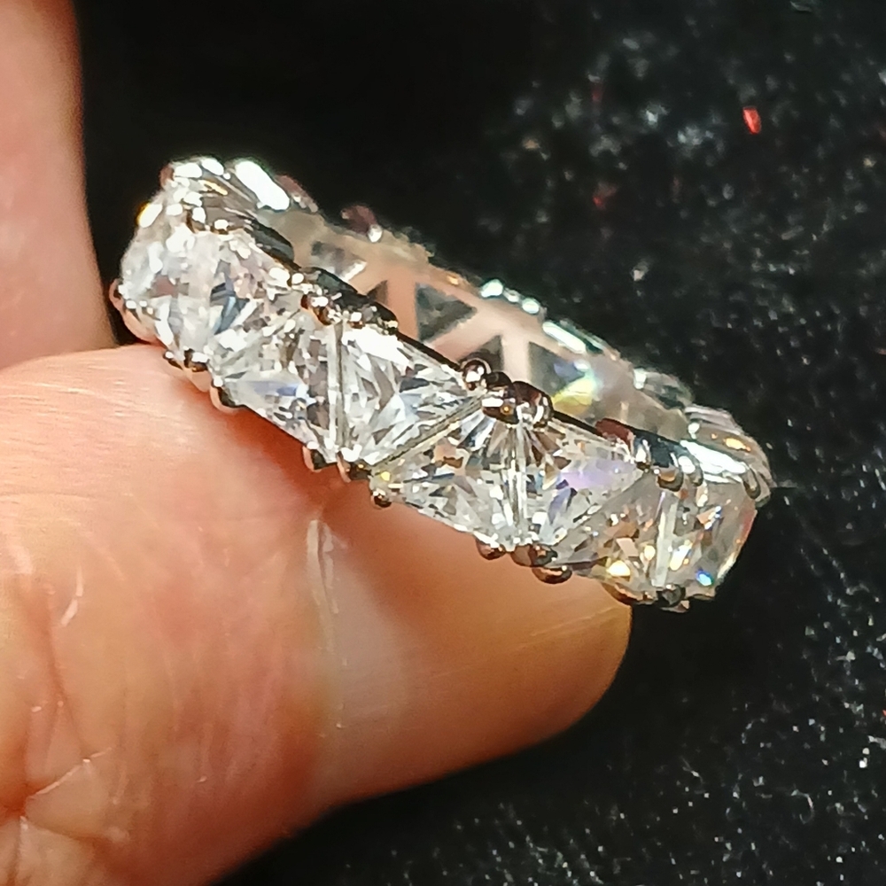 Elegant Silver Women's Eternity Ring